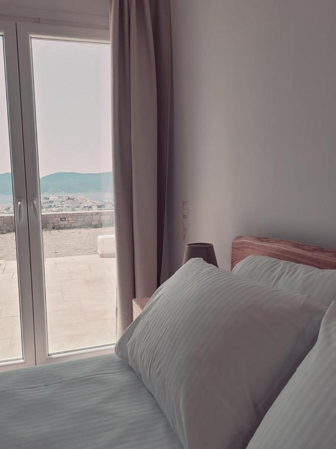 Polivios Suites Adamantas  Esterno foto