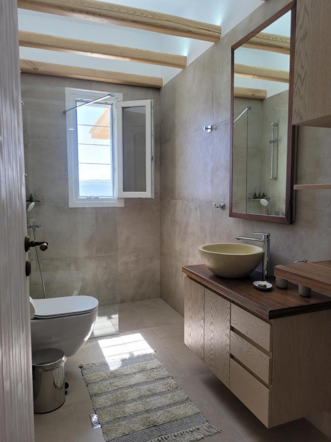 Polivios Suites Adamantas  Esterno foto